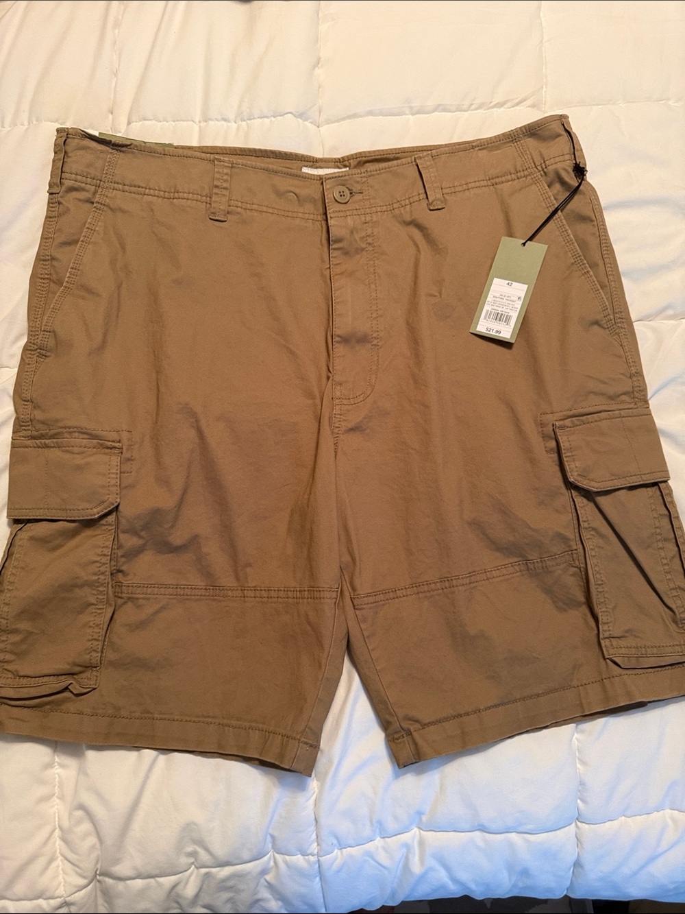 NWT - Men's Goodfellow & Co - Cargo Shorts - size 42 - khaki